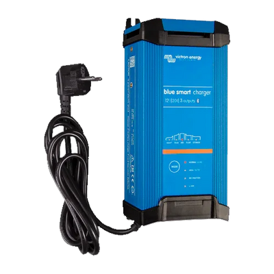 Victron Blue Smart IP22 12/20 (3) | Tres salidas, carga precisa