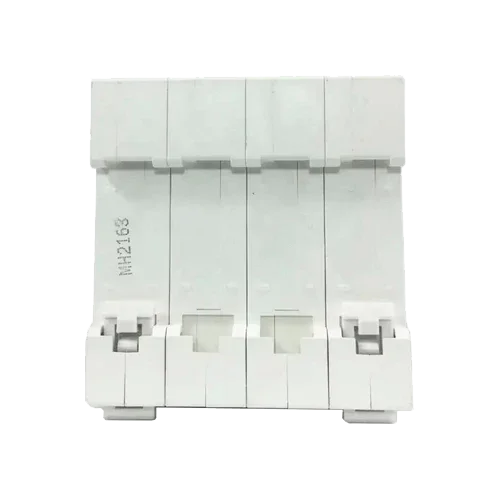 Magnetotérmico XL8-63 4P 10A 400V AC Curva C